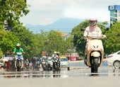 Miền Trung nắng nóng gay gắt, có nơi lên 42 độ C