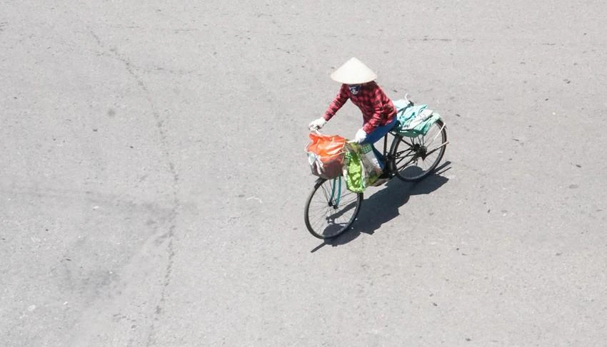 Đợt nắng nóng này, khu vực Hà Nội được ghi nhận có nhiệt độ cao nhất cả nước, nhiệt độ phổ biến nhiều nơi trên 39 độ, có nơi 39,6 độ. Ảnh: PHI HÙNG