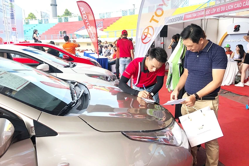 Bộ Công Thương ủng hộ giảm 50% phí trước bạ với xe trong nước để giúp doanh nghiệp ô tô trong nước ổn định sản xuất. Ảnh minh hoạ: QUANG HUY