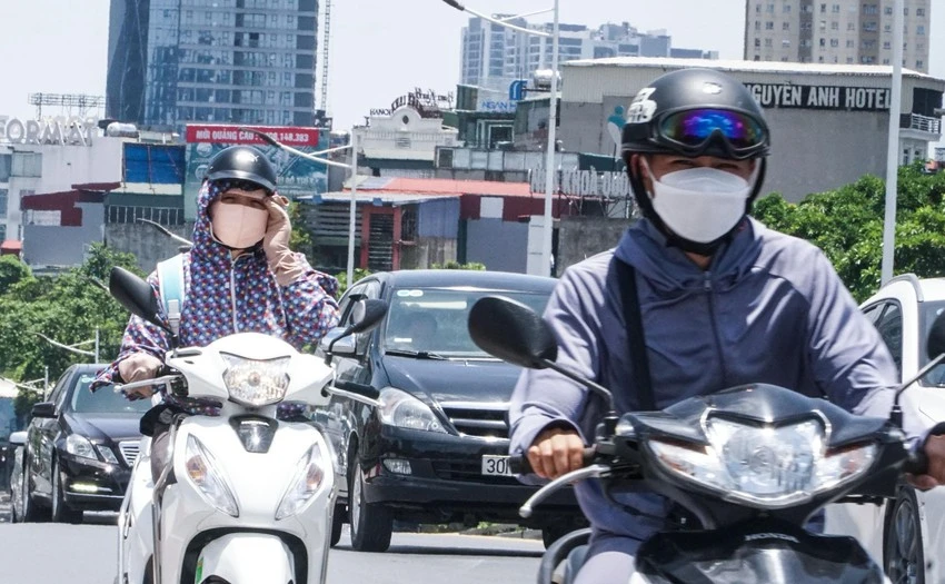 Ngày hôm nay nắng nóng và nắng nóng gay gắt tiếp diễn ở nhiều nơi. Ảnh: PHI HÙNG