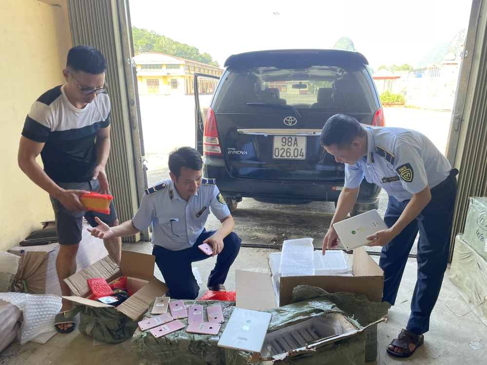 điện thoại Iphone 6S Plus nhập lậu.jpg