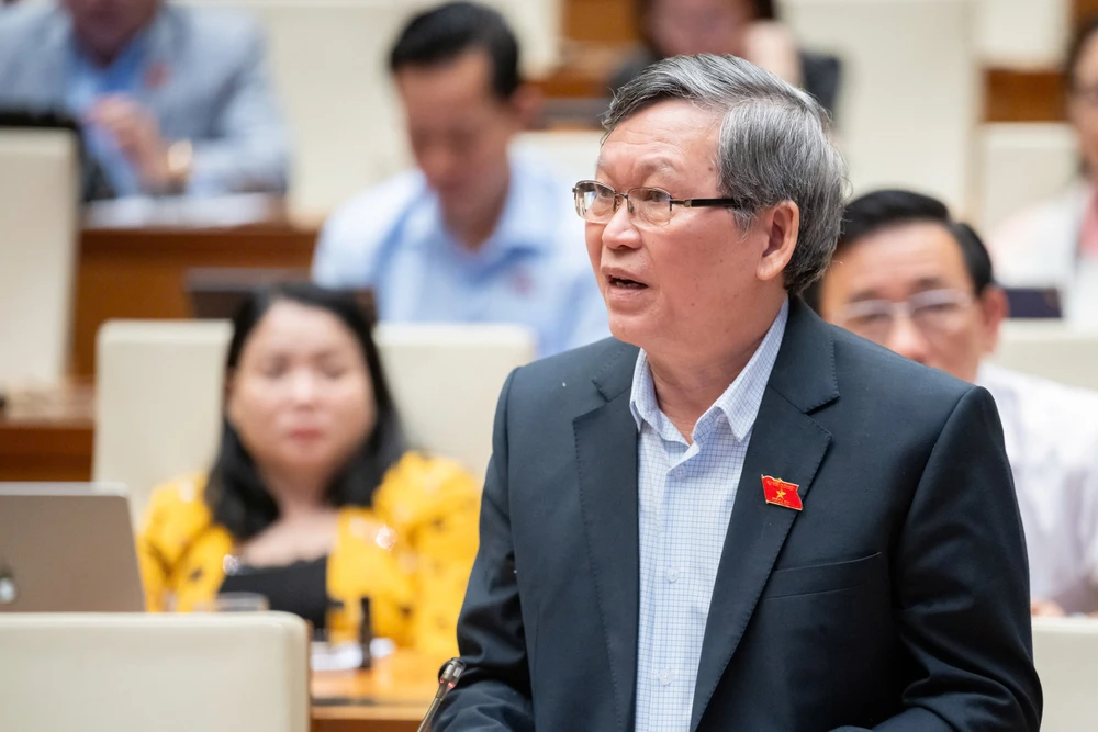 trồng rừng thay thế.jpg