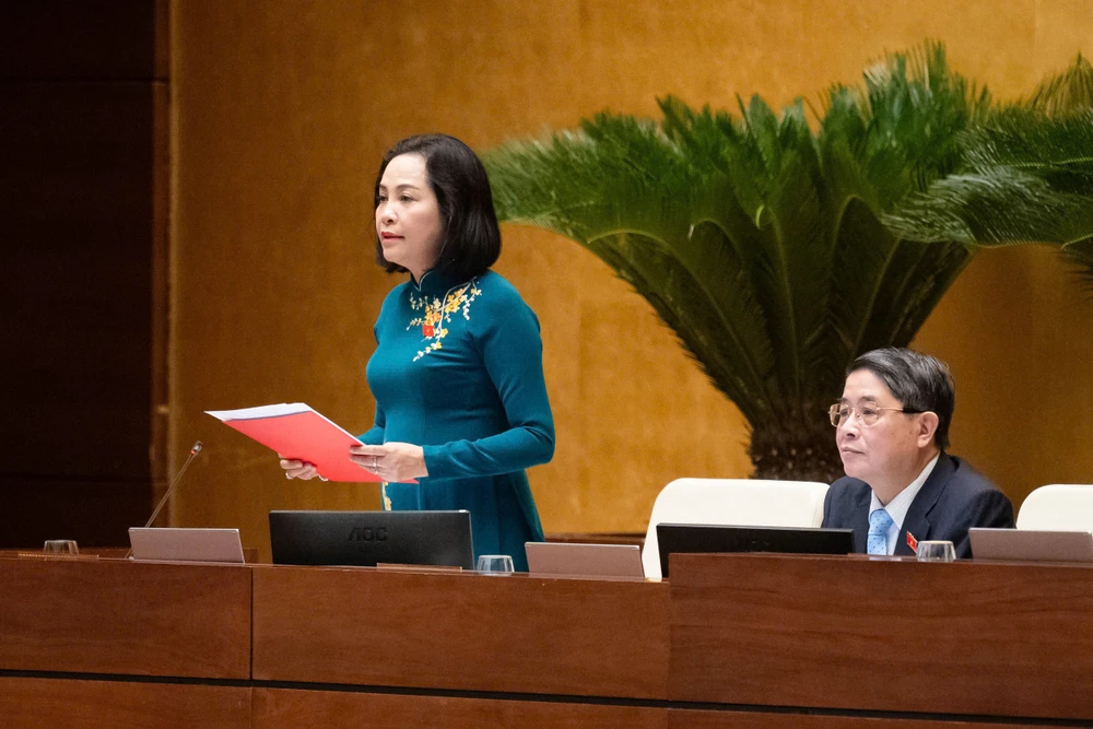 LUẬT NHÀ GIÁO..jpg