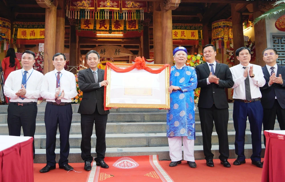 Hội diều Bá Dương Nội.jpg