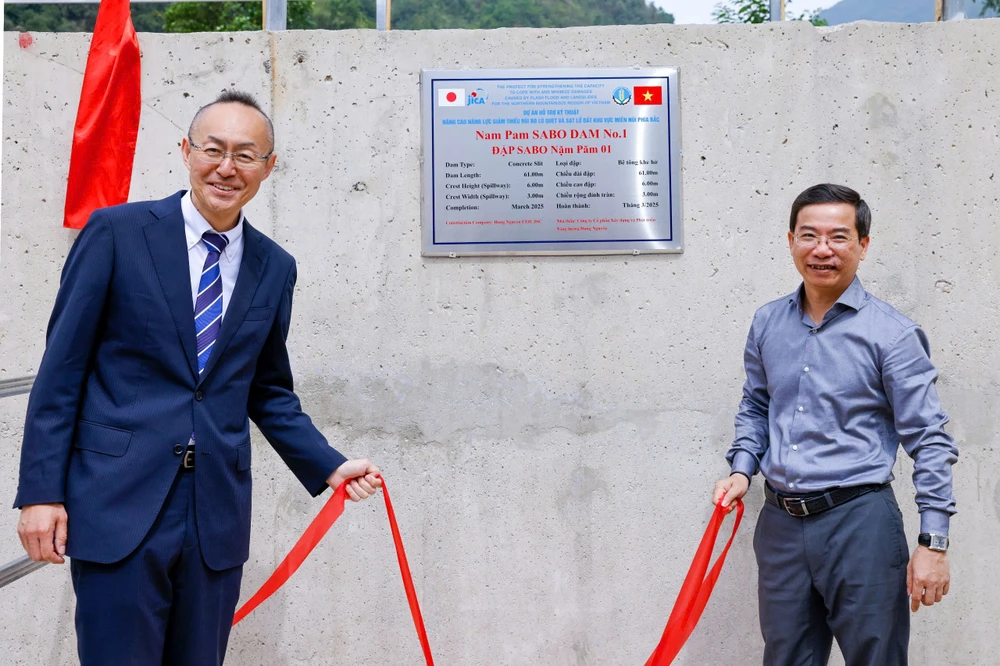 đập Sabo đầu tiên của Việt Nam.jpg