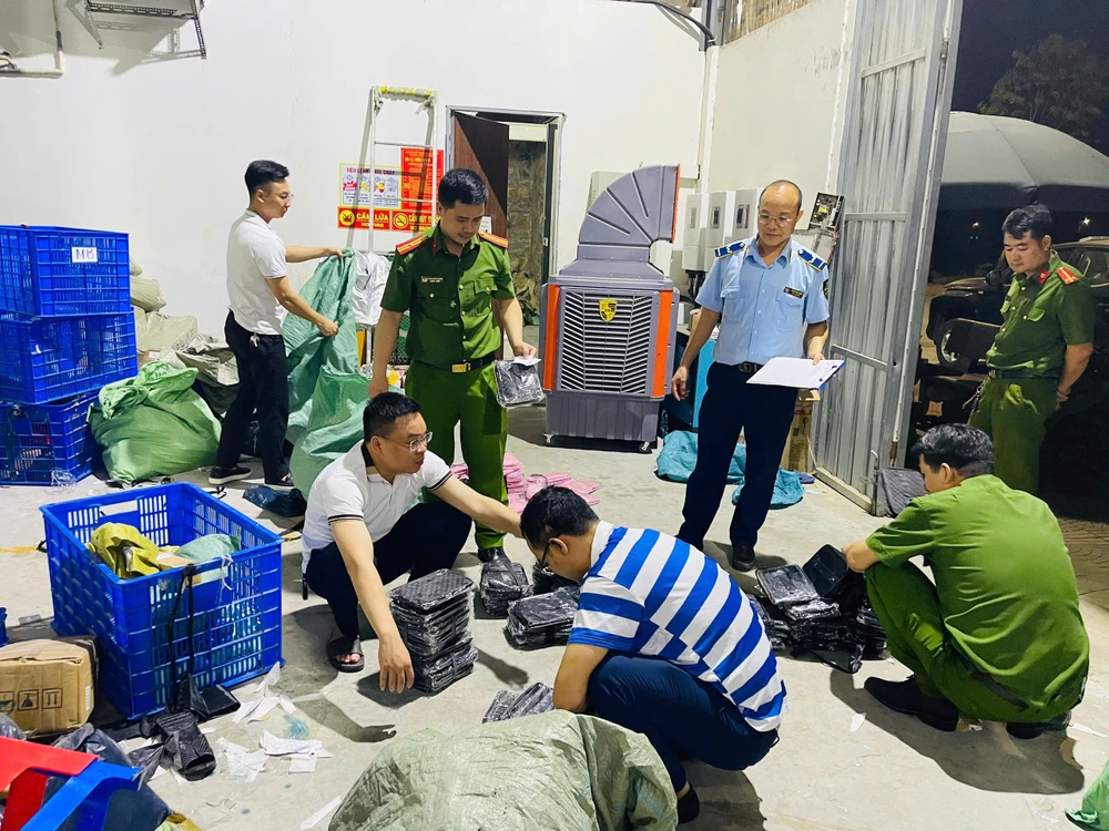 túi xách Gucci giả.jpg