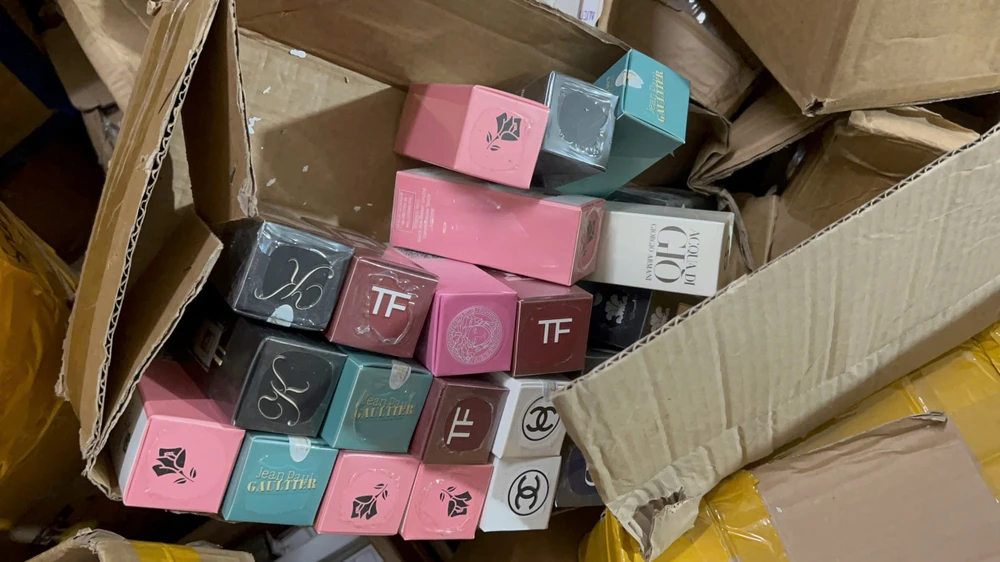 thương hiệu nổi tiếng..jpg