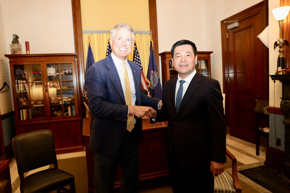 thượng nghị sĩ.jpg