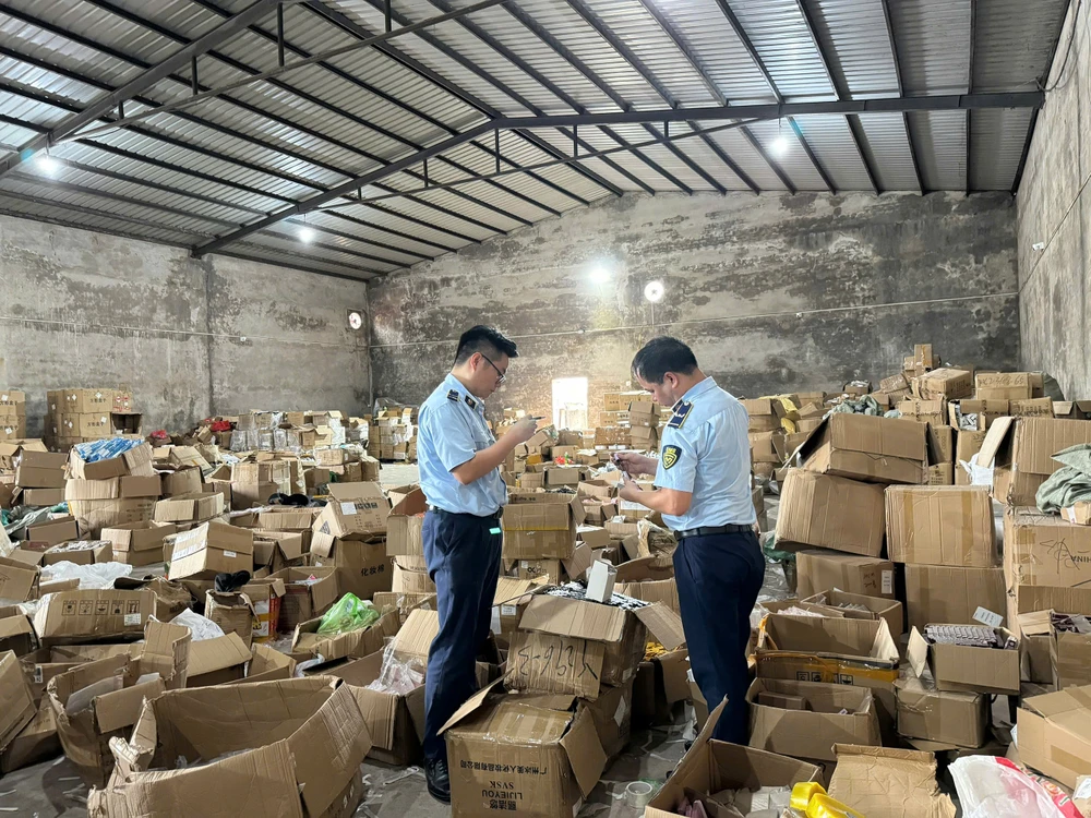 phần mềm nước ngoài.jpg