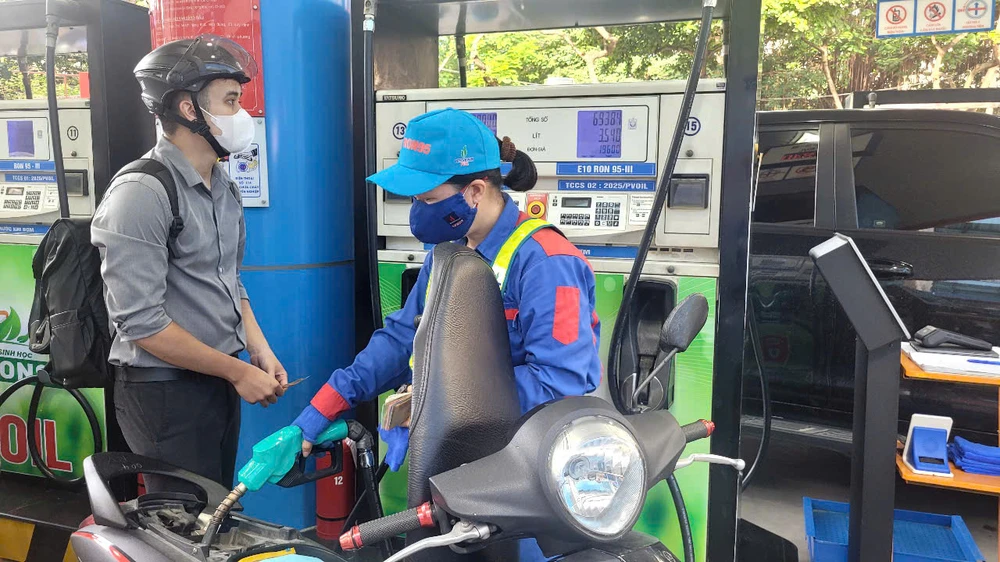 giá xăng dầu.jpg