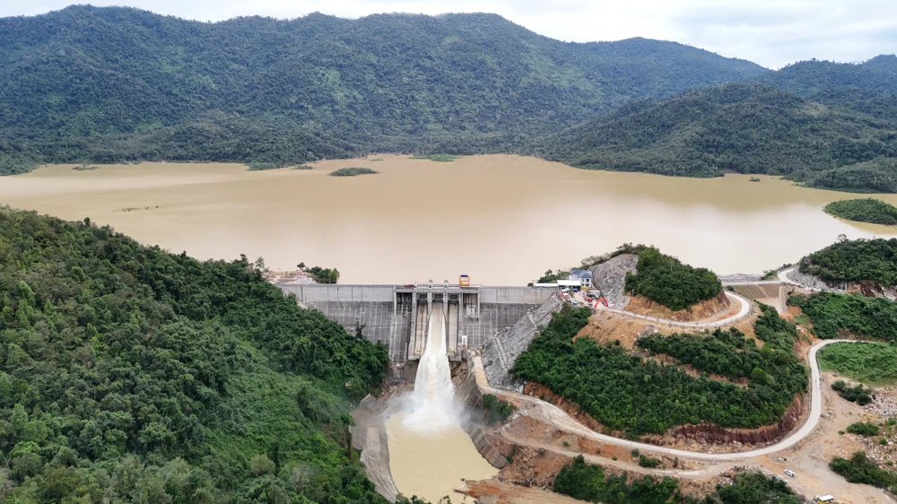 hồ sông chò 1.JPG