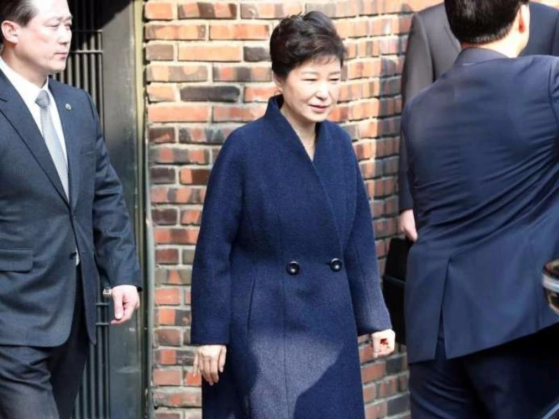 Bà Park Geun-hye xin lỗi công chúng trước thẩm vấn ảnh 1