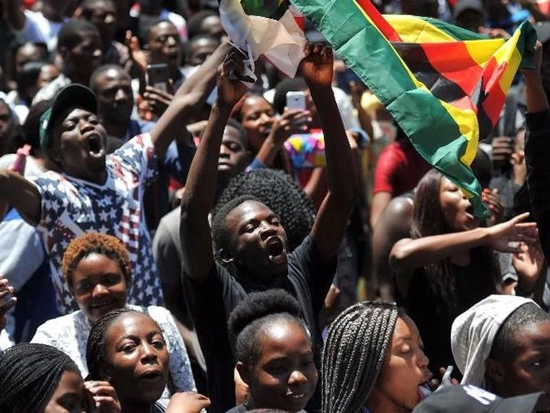 Nam Phi bối rối vì diễn biến phức tạp tại Zimbabwe ảnh 1