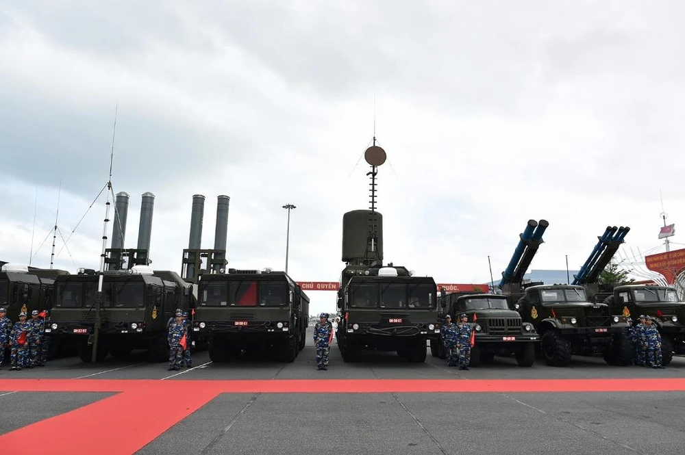 Thủ tướng dự lễ thượng cờ 2 tàu ngầm Đà Nẵng, BR-VT ảnh 4
