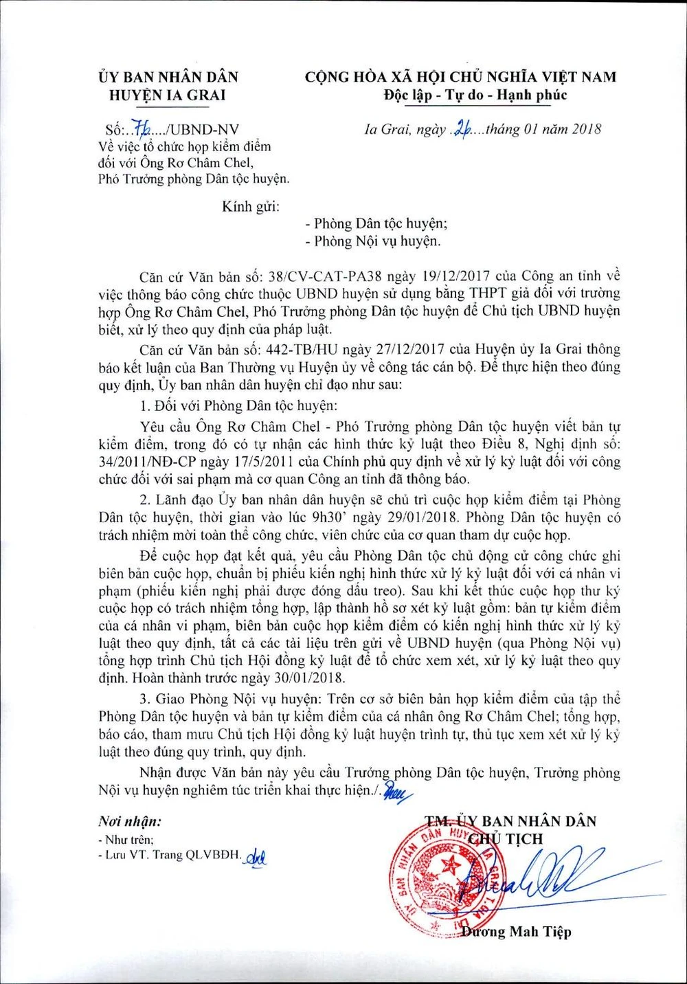 Dùng bằng giả, phó phòng dân tộc bị đề nghị cách chức ảnh 1