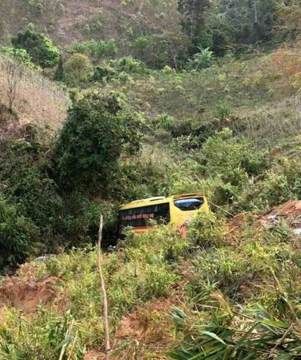 Nạn nhân kể lại lúc xe lao vực ở đèo Lò Xo ảnh 2