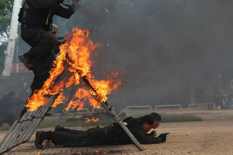 Mãn nhãn các tuyệt kỹ võ thuật của công an ảnh 15