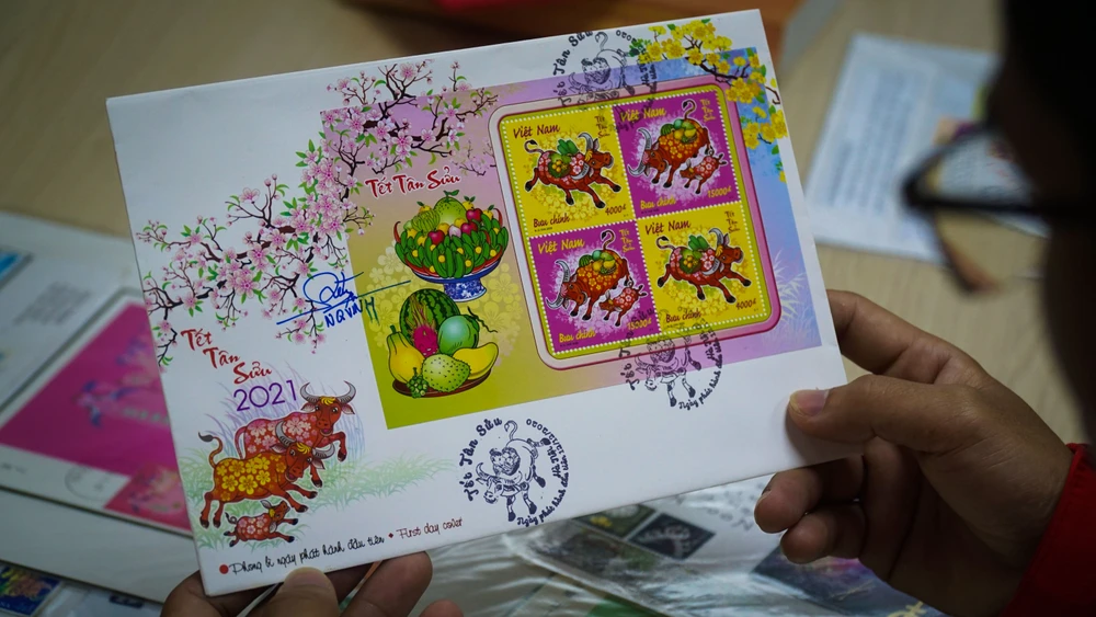 Người phụ nữ hơn 50 năm sưu tầm tem về 12 con giáp ảnh 6