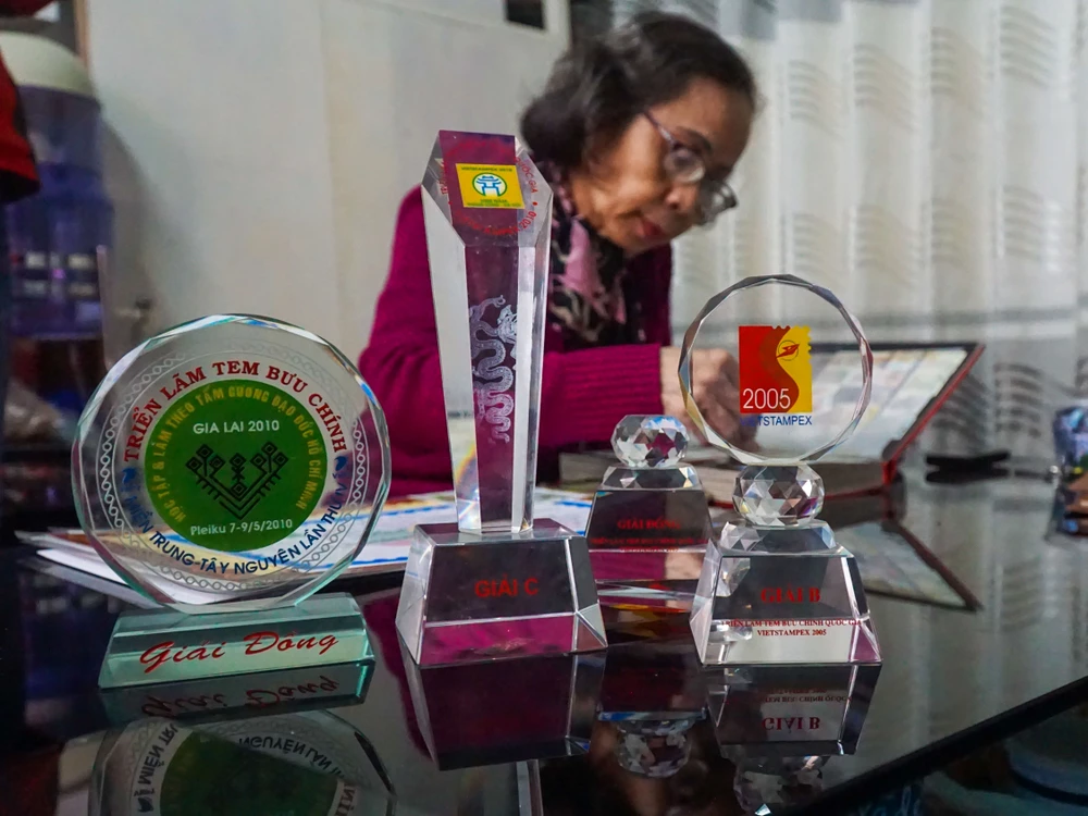 Người phụ nữ hơn 50 năm sưu tầm tem về 12 con giáp ảnh 7