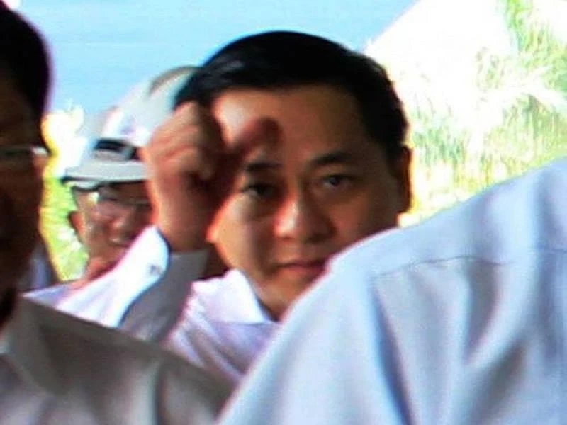 Máy bay chở Vũ 'nhôm' sắp hạ cánh xuống Nội Bài ảnh 1