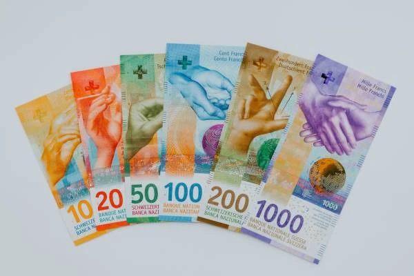 đồng tiền, tiền tệ, vnđ, usd, tỷ giá, ngân hàng