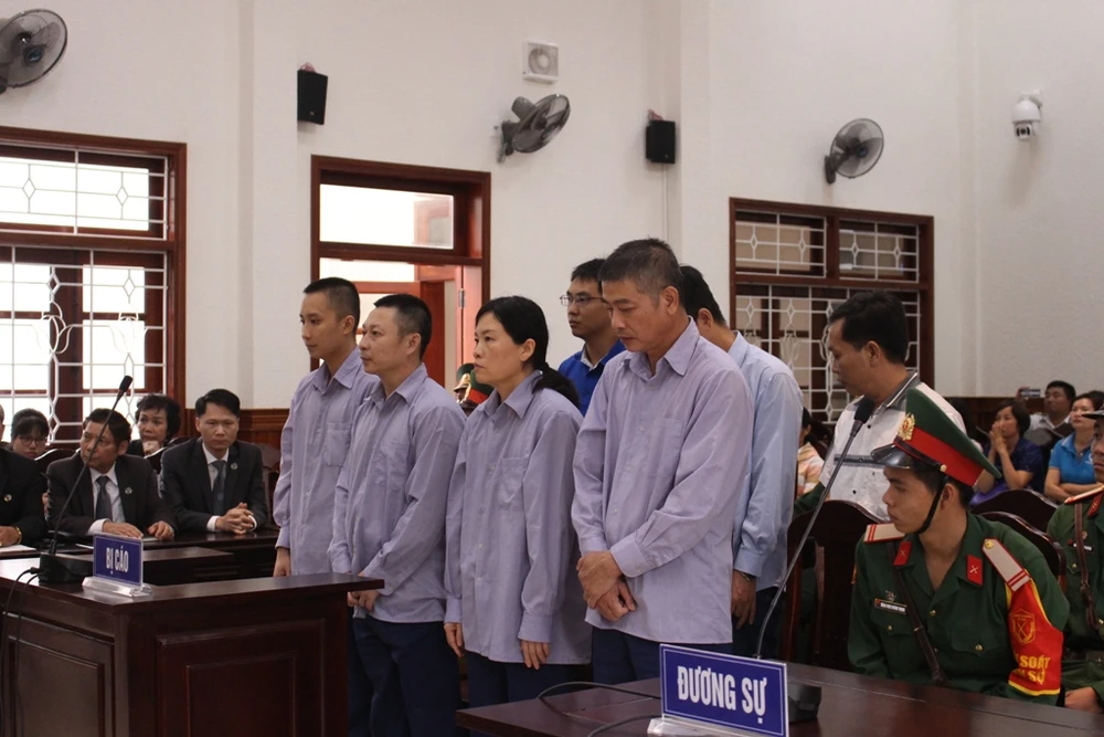 Cựu phó chỉ huy trưởng bộ đội biên phòng nhận hối lộ ảnh 1