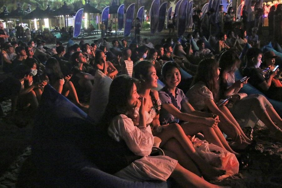 Sự kiện thu hút đông đảo người dân và du khách. Ảnh: TA