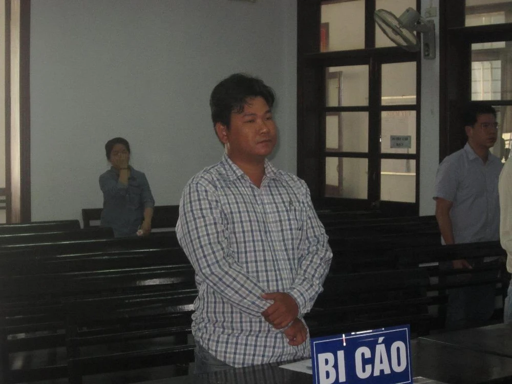 Chủ nợ bị đánh trọng thương vì chửi cha mẹ con nợ ảnh 1