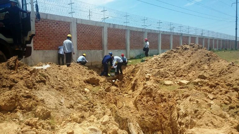 bít đường ống xả thải trái phép chạy từ dự án Formosa 