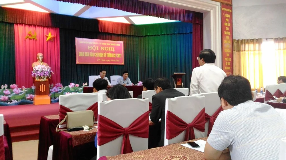 Đề nghị rút kinh nghiệm vụ dâng bánh chưng 7 tạ ảnh 1