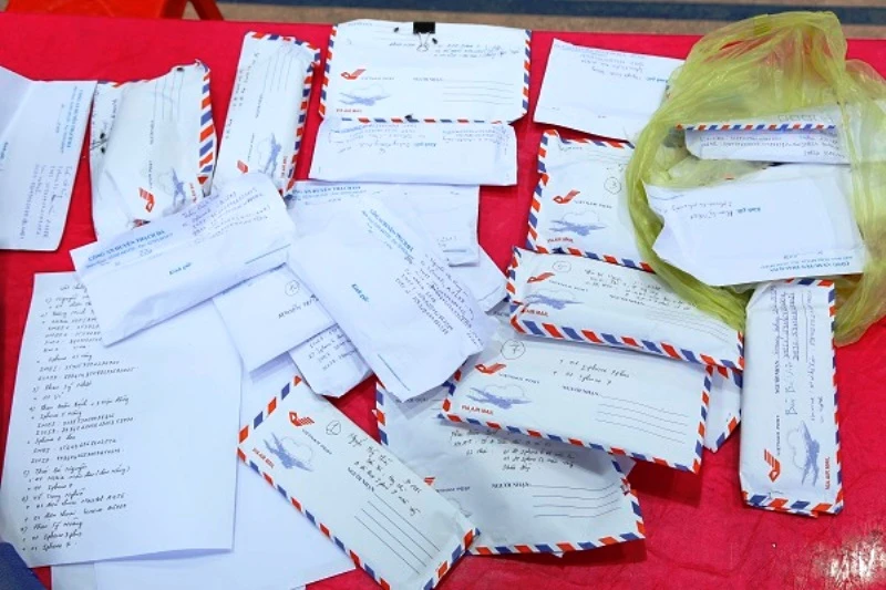 Khởi tố 19 người tham gia cá độ bóng đá 15 triệu USD ảnh 2