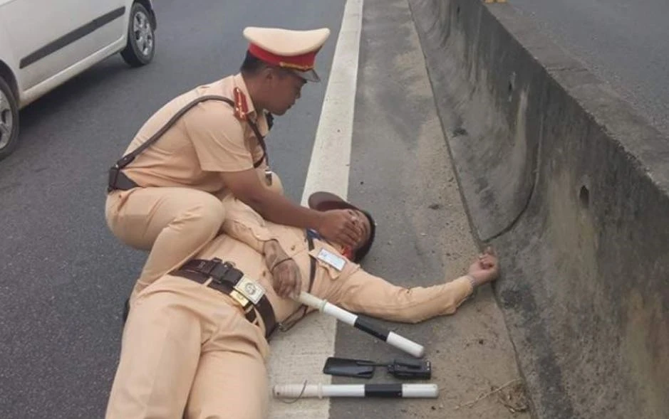 Tài xế hất văng CSGT lãnh tổng cộng 10 năm tù