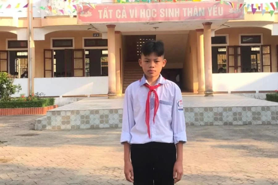 Em Nguyễn Văn Dương học sinh dũng cảm. Em Nguyễn Văn Dương học sinh dũng cảm.