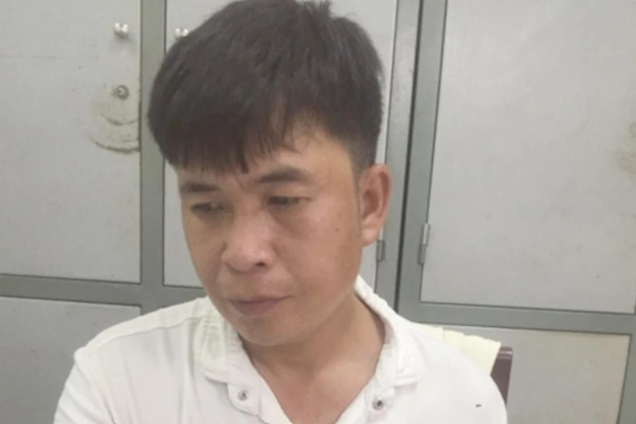 Lương Văn Sơn tại cơ quan công an. Ảnh: HP