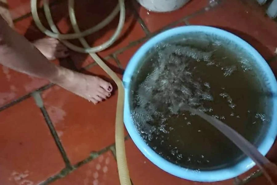 Tháng 6-2022, nước máy (nước sạch) trên địa bàn một số phường ở TP Vinh từng xảy ra đục, bẩn.