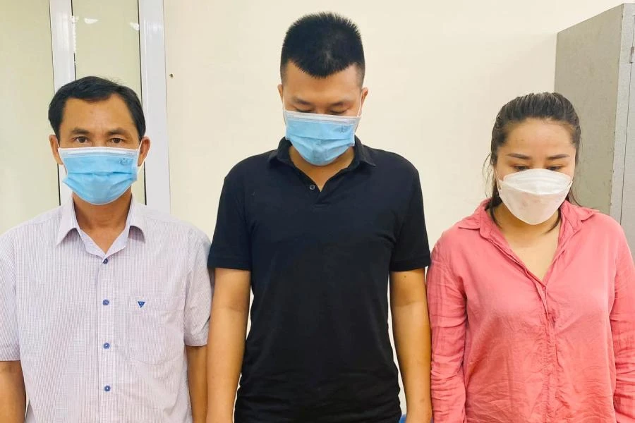 Ba bị can Phụng, Việt, Tâm. Ảnh: CA.