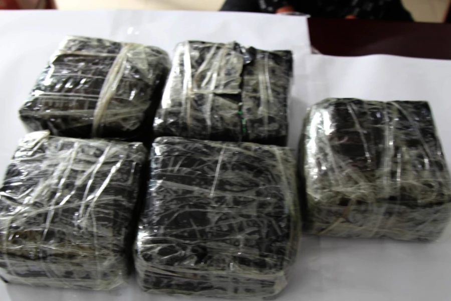 Tang vật ma túy thu giữ của Nguyễn Đình Hùng.