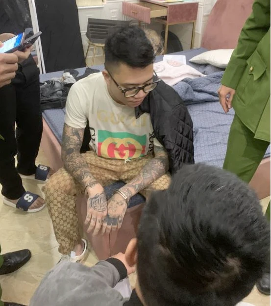 Nguyễn Tất Tài lúc bị bắt giữ. Ảnh: CA