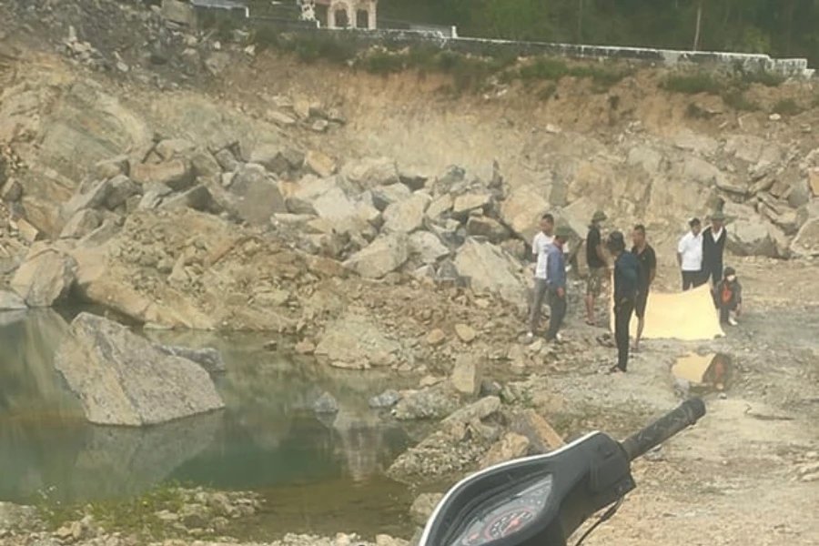 Khu vực phát hiện thi thể học sinh VĐQ ở phường Quỳnh Xuân, thị xã Hoàng Mai, Nghệ An.