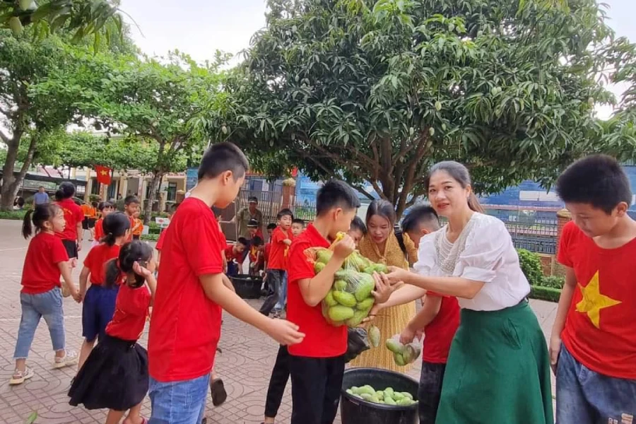 Thành quả của cô và trò Trường tiểu học Diễn Phúc.
