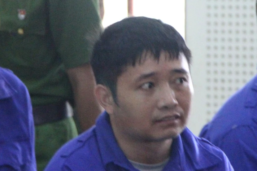 Bị cáo Đinh Hữu Tình.