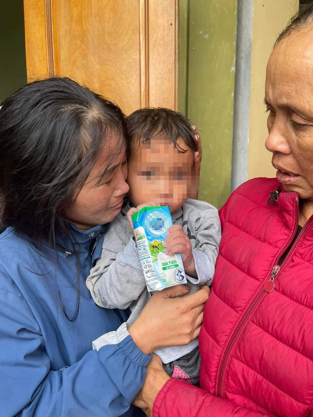 Kỳ diệu: Tìm thấy bé 2 tuổi sau 3 ngày mất tích