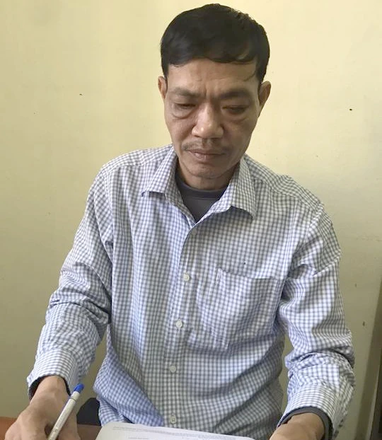 Phó giám đốc trộm mủ cao su bán cho một phụ nữ: Cả 2 bị khởi tố