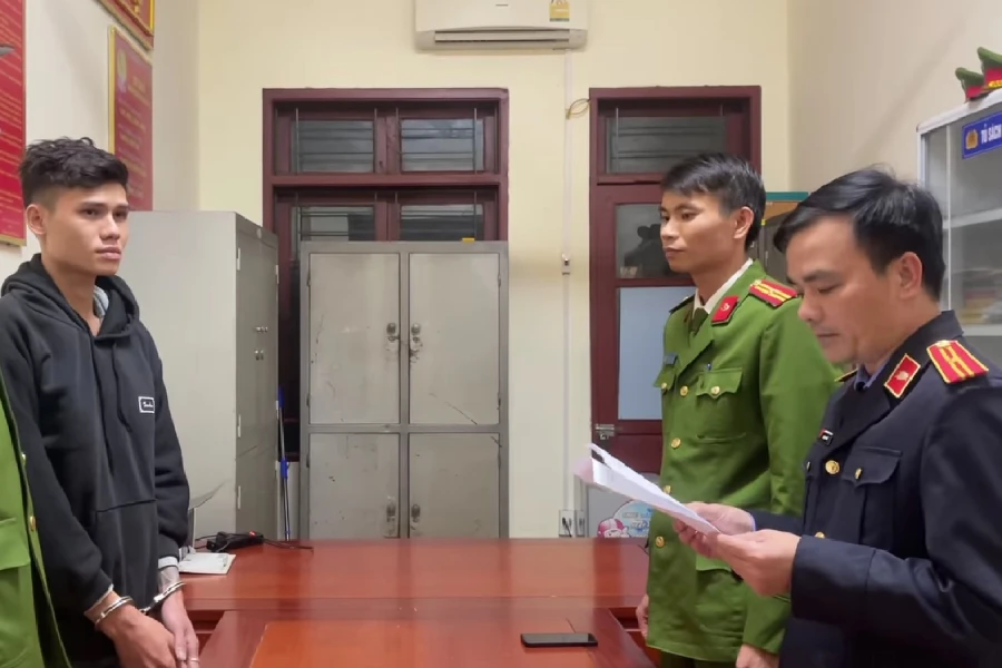 Nam thanh niên bị khởi tố, bắt tạm giam vì đánh khách đến dự sinh nhật