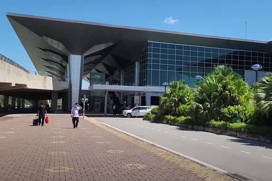 Cảng hàng không quốc tế Vinh.