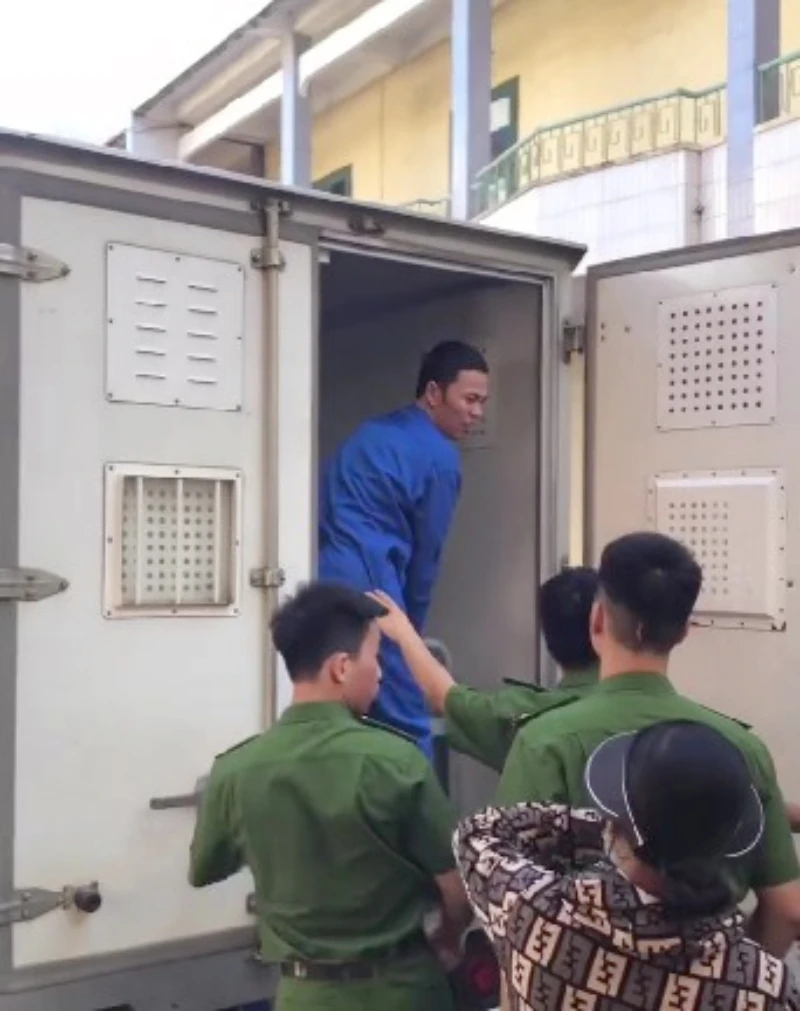 ga-loi-trang (2).jpg