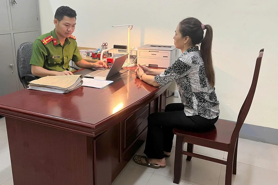 Khởi tố người phụ nữ làm thịt heo bệnh bán cho người dân