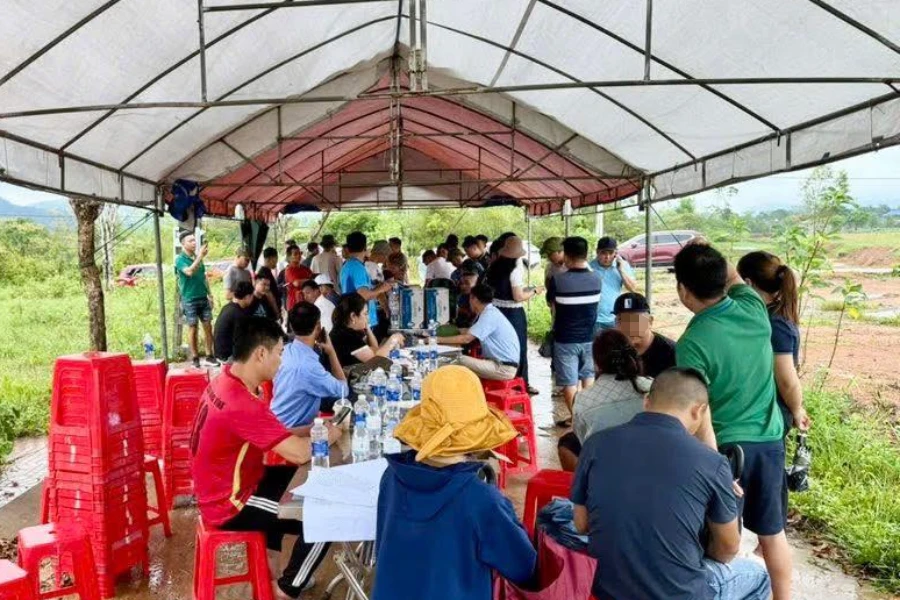 Công an vào cuộc vụ thổi giá đất