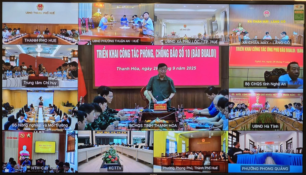 Bão số 10 gió mạnh cấp 12: Hơn 11.000 người đã sơ tán, 4 người mất tích