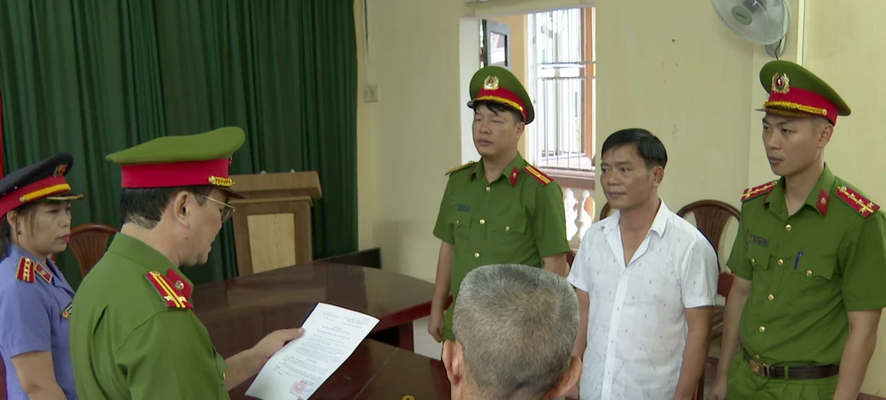 1 giám đốc công ty kinh doanh vàng bạc trốn thuế hơn 1.200 tỉ đồng